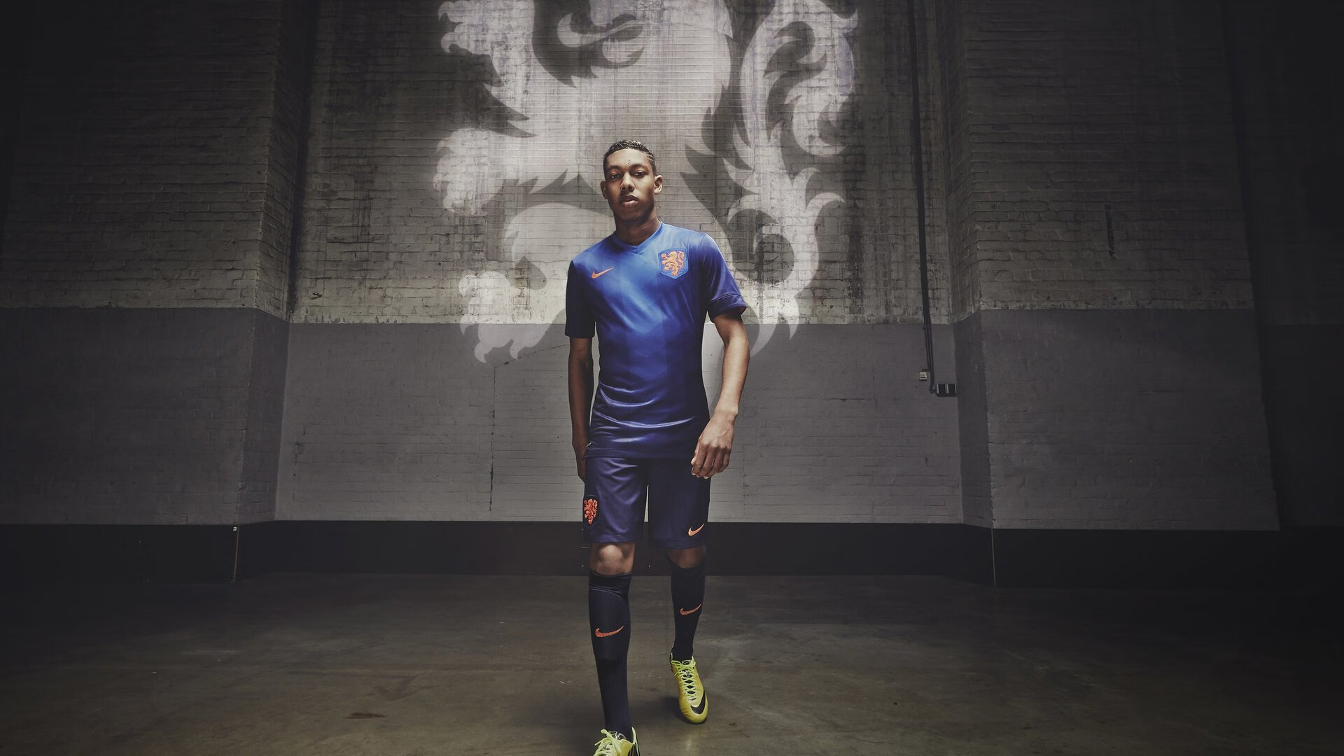 利物浦官方：斯洛特获2025西北足球奖最佳主帅，利物浦足总杯冠军