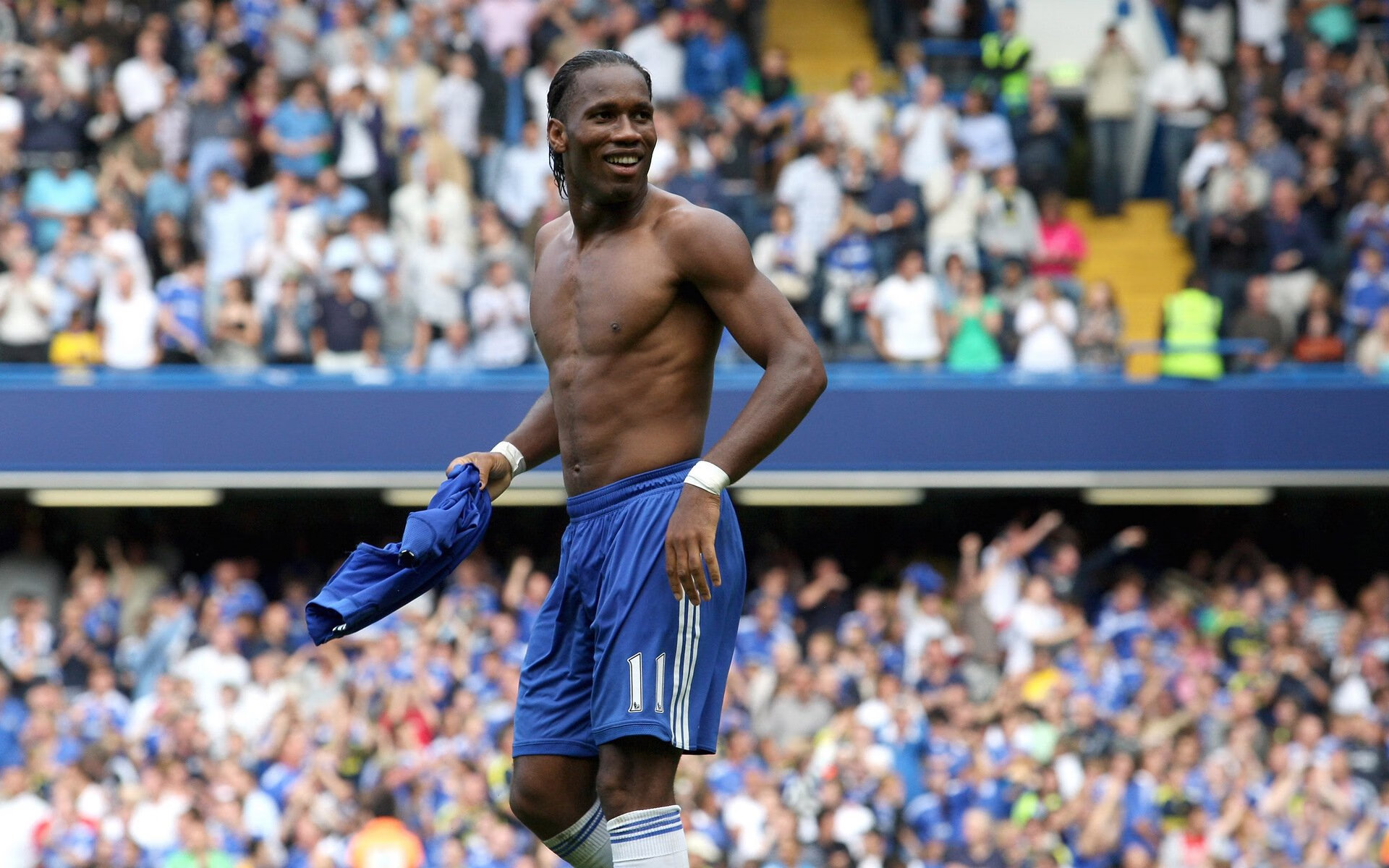 俱乐部与心理咨询机构合作为球员提供长期心理支持，俱乐部建议