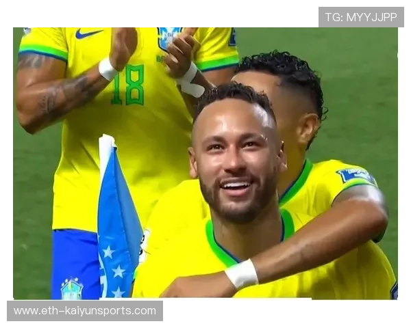 内马尔被捕捉到为老友庆生亲吻其额头，友情戏码引热评